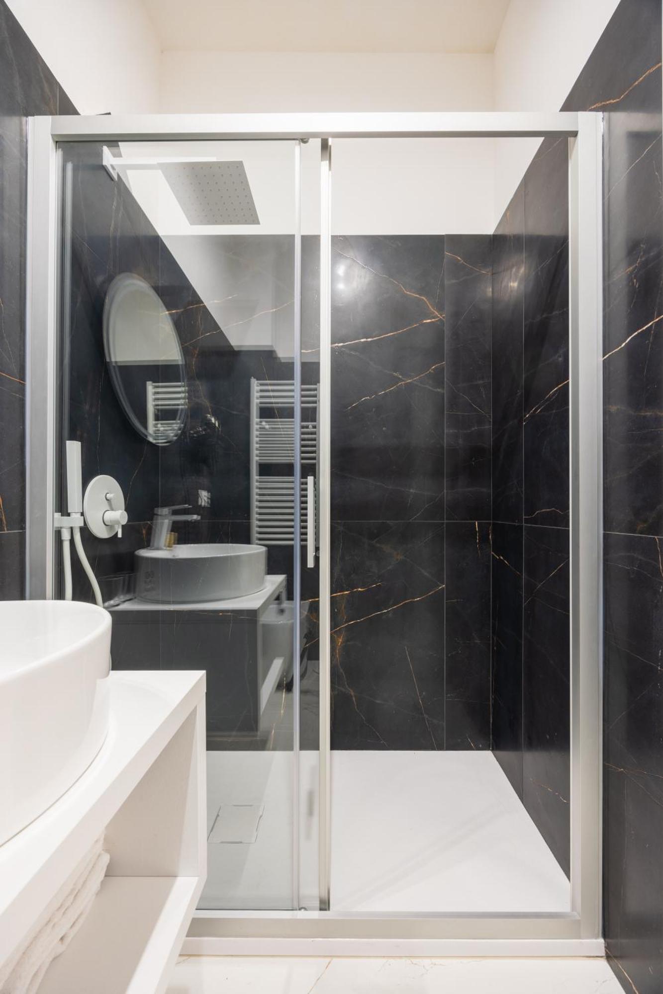 Excelsior Station Suite Болонья Екстер'єр фото